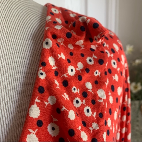 Boden Floral Print V-neck Red Dress - Picture 12 of 15